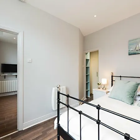 D-6 Apartament
