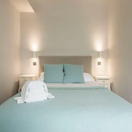 Apartment D-6 Dublin