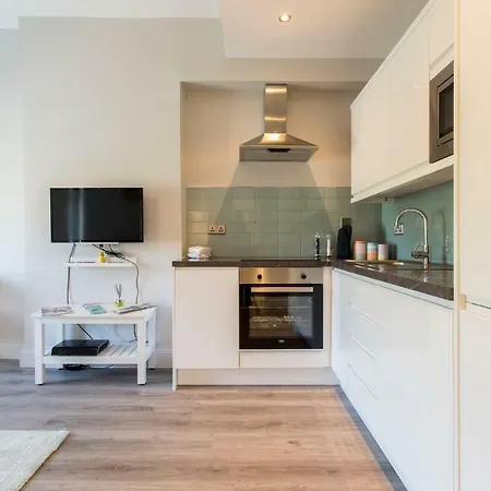 D-6 Apartament *